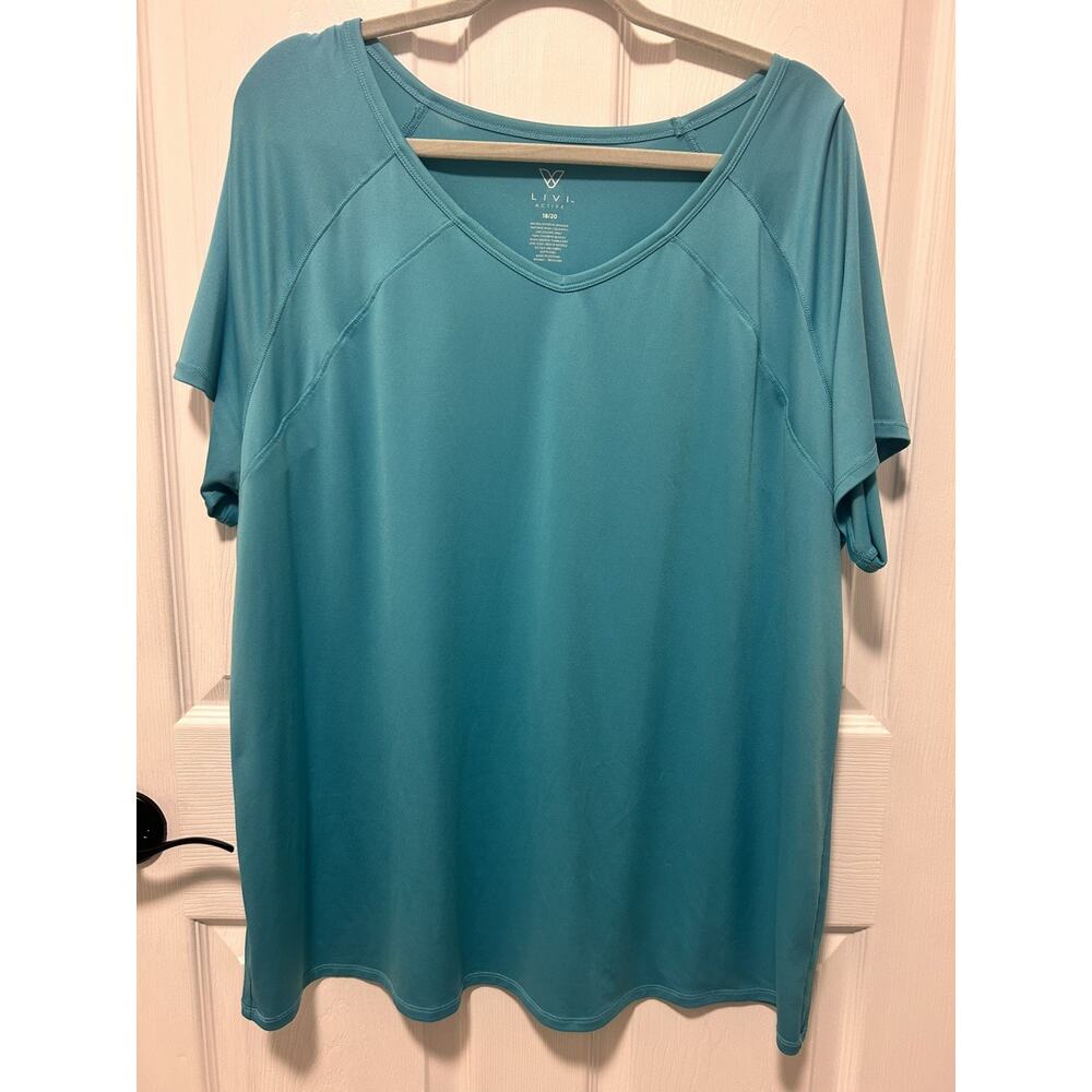 Livi Active Short Sleeve V Neck Shirt Women's Plus Size 18/20 Blue Teal